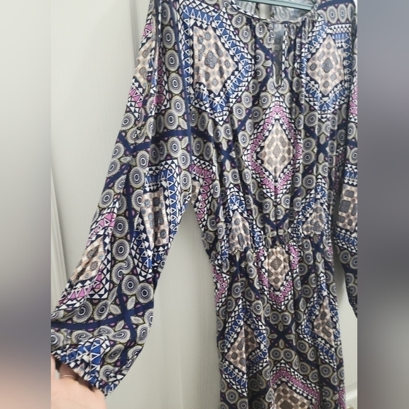 Renee C StitchFix Renay Cold Shoulder Dress in Navy Pattern - Picture 7 of 10